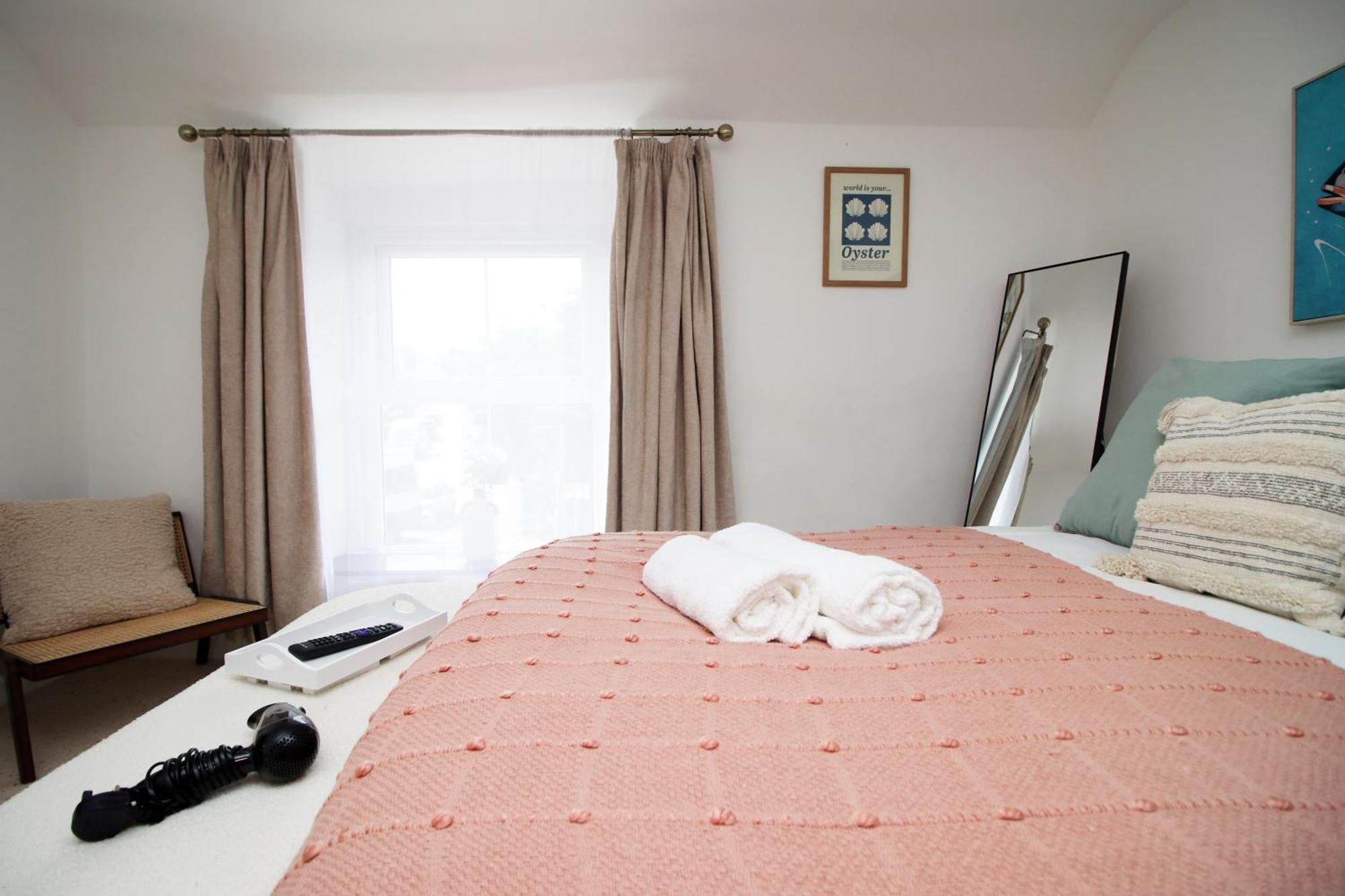 Little Gem In The Mumbles! Fishermans Cottage With Log Burner, Dog Friendly And Welcome Breakfast Hamper! Exteriör bild