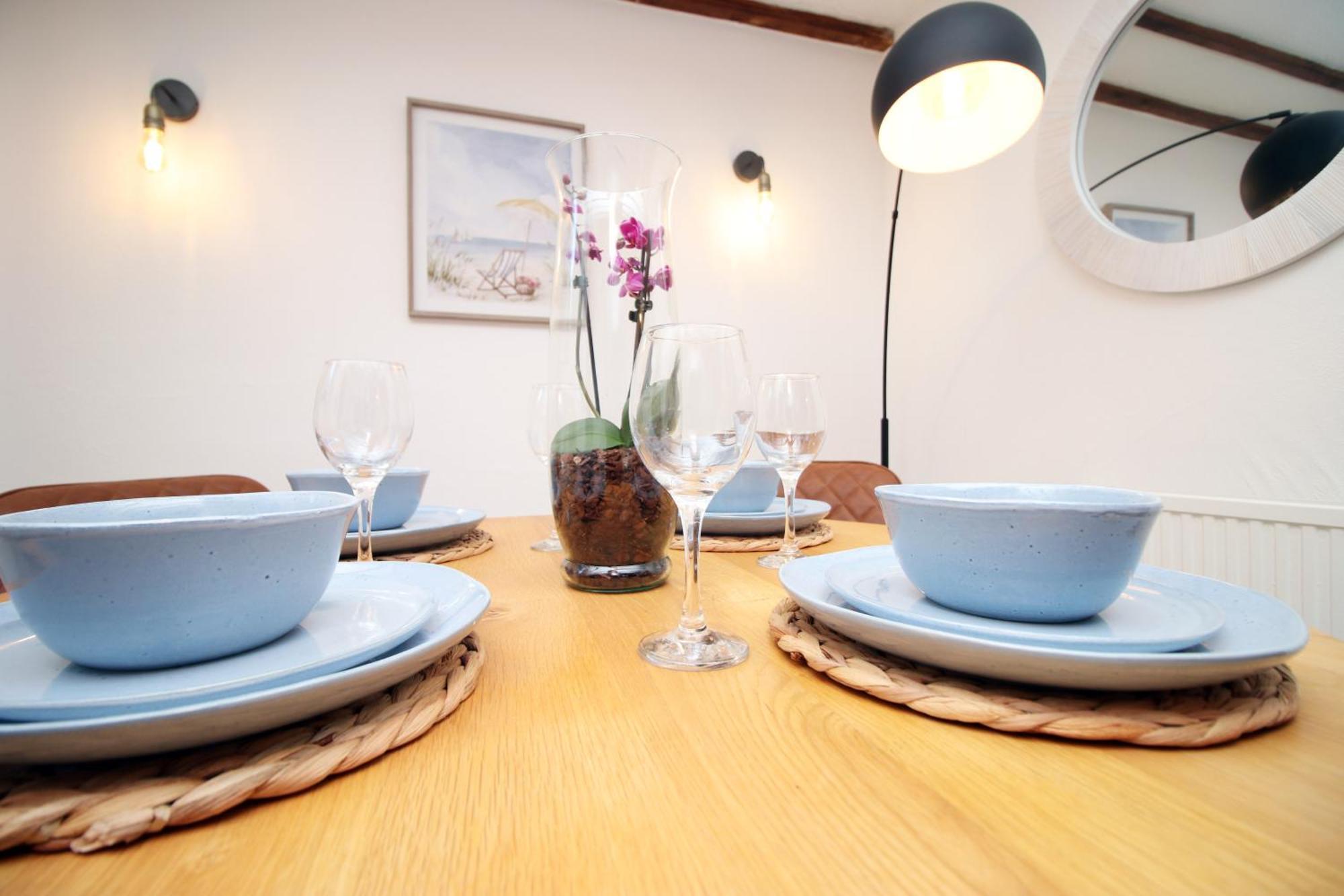 Little Gem In The Mumbles! Fishermans Cottage With Log Burner, Dog Friendly And Welcome Breakfast Hamper! Exteriör bild